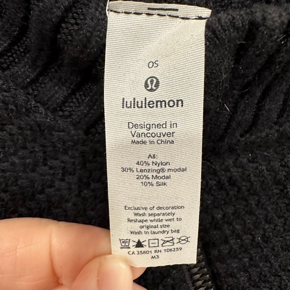 Lululemon On The Go Poncho Wrap Scarf Shawl - Picture 5 of 8